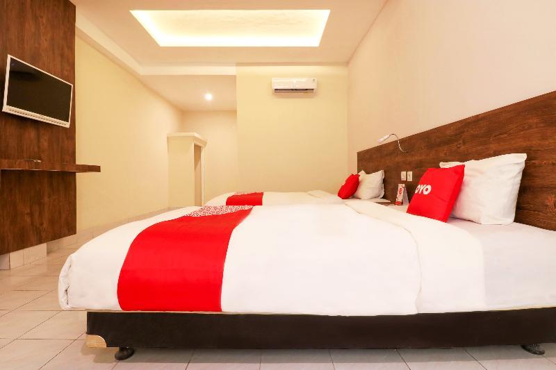 Pulau Bali Hotel Denpasar Redpartner Zewnętrze zdjęcie